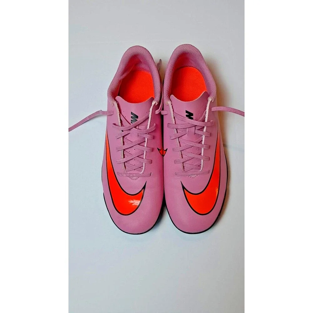 Nike Mercurial Vapor 16 Club Turf Soccer Cleats FQ8446-600 Size U.S 7.5